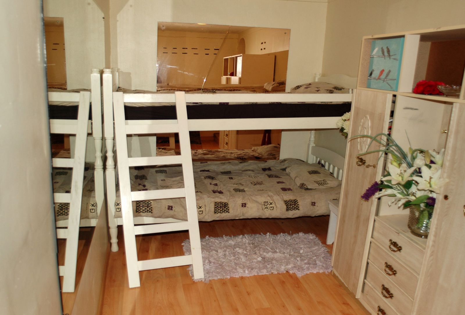 Salads bunk room for kids