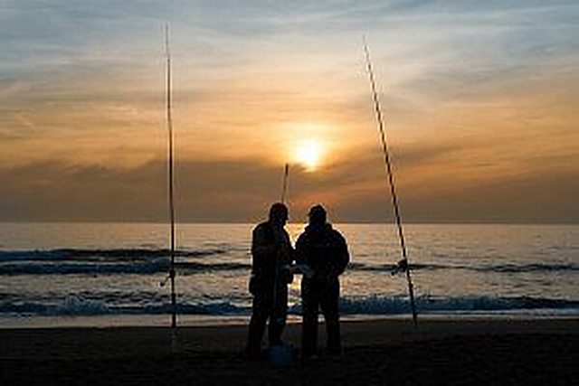 Fishing on the Hibberdene shore