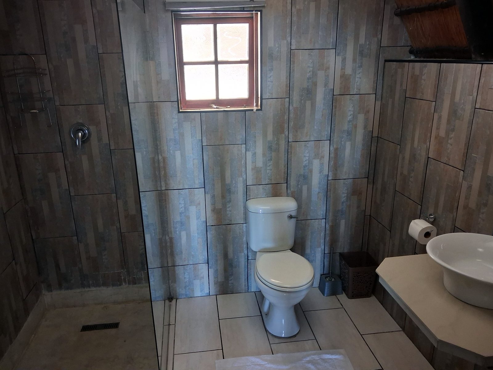 The Lodge king suite bathroom